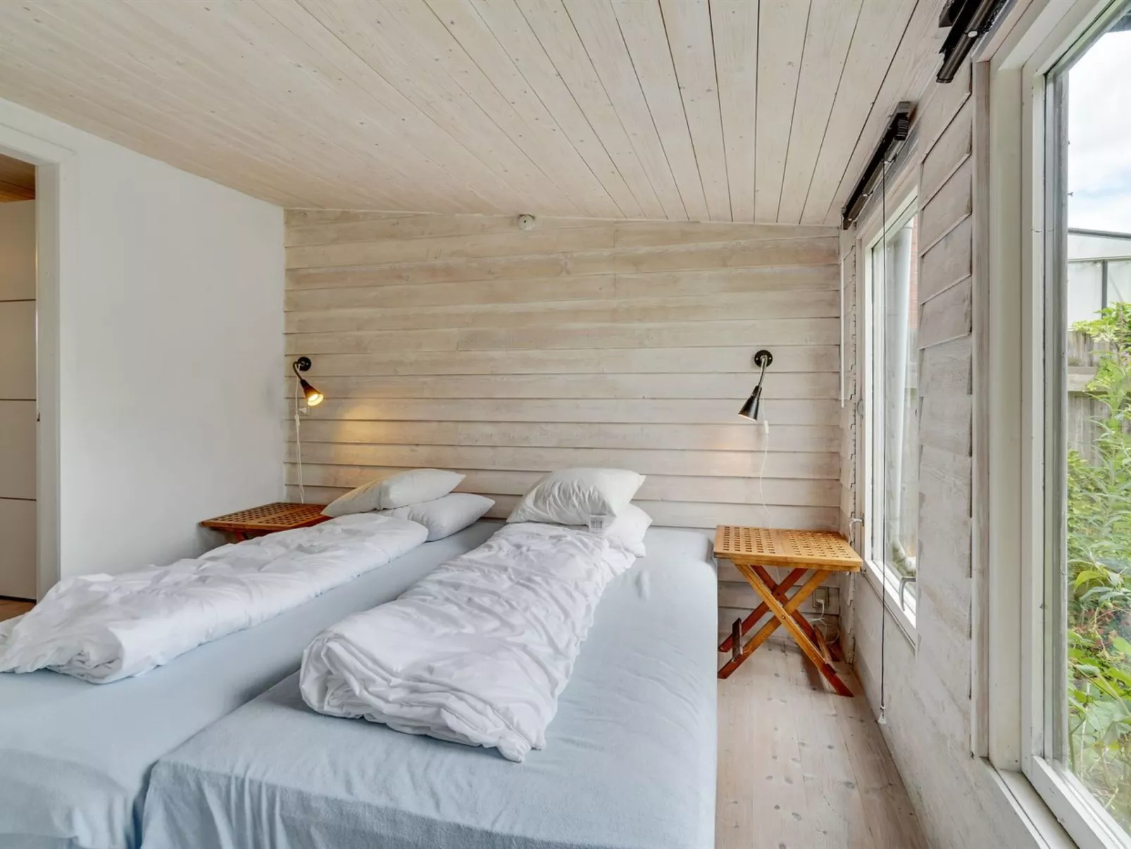 "Gytta" - 1km from the sea-Binnen