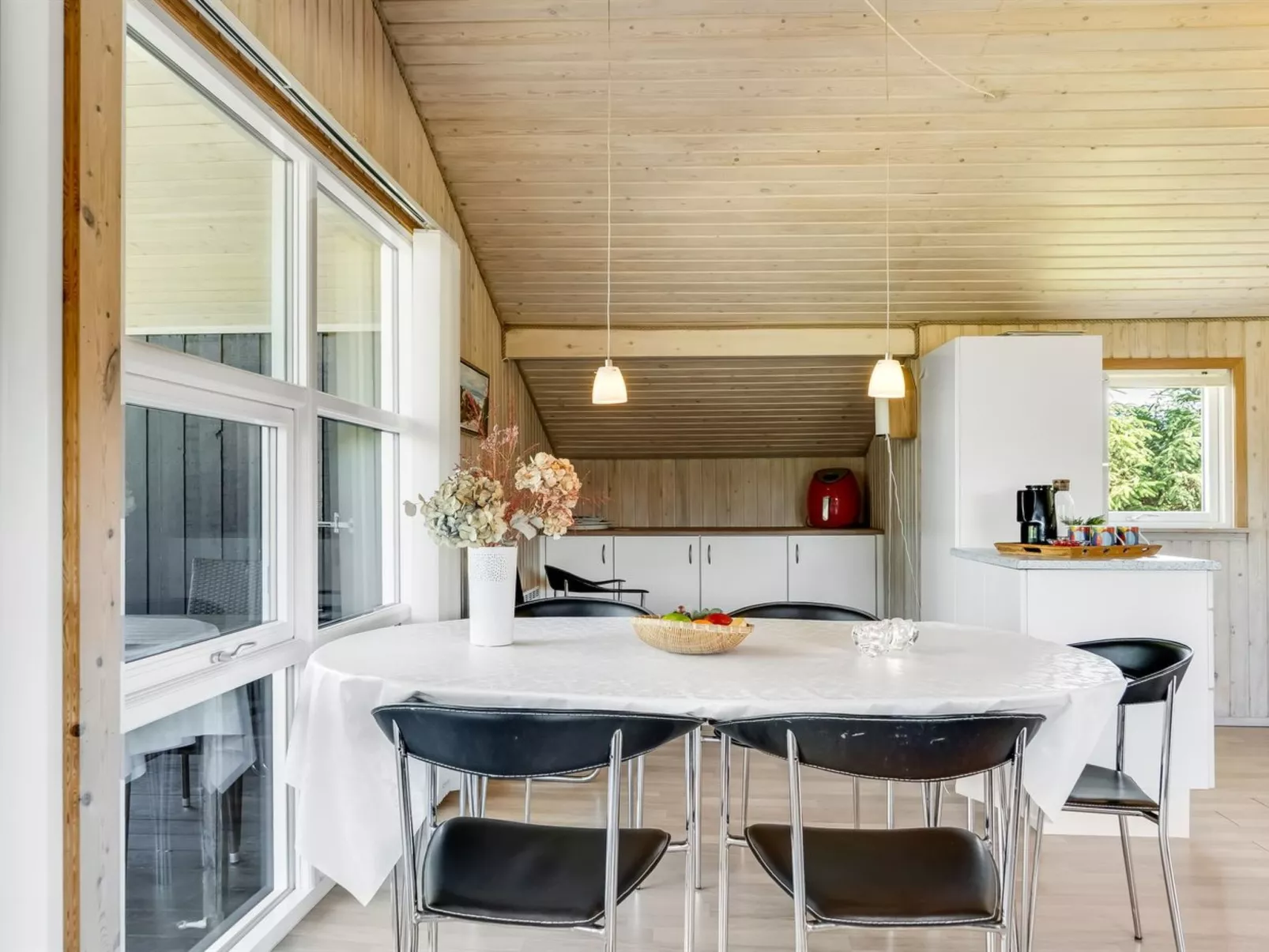 "Guja" - 1km from the sea-Binnen