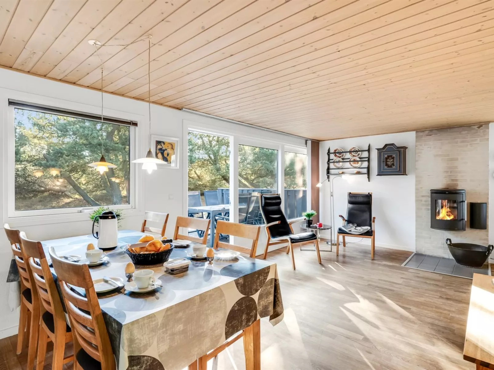 "Jula" - 800m from the sea-Binnen