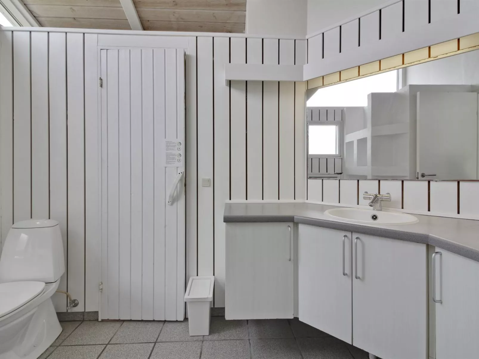 "Ilmo" - 950m from the sea-Binnen