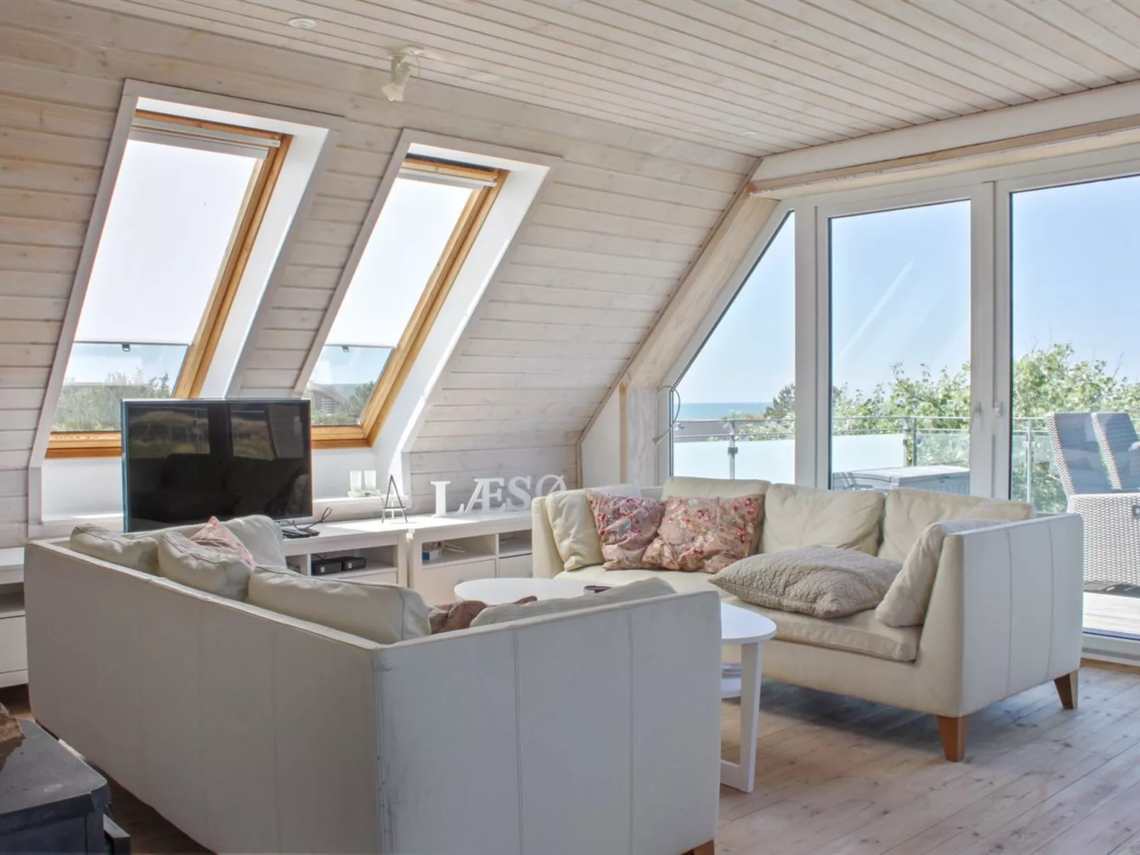 "Brun" - 60m from the sea-Binnen