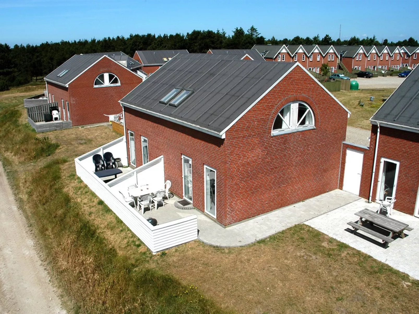 "Maura" - 2.3km from the sea - Buiten