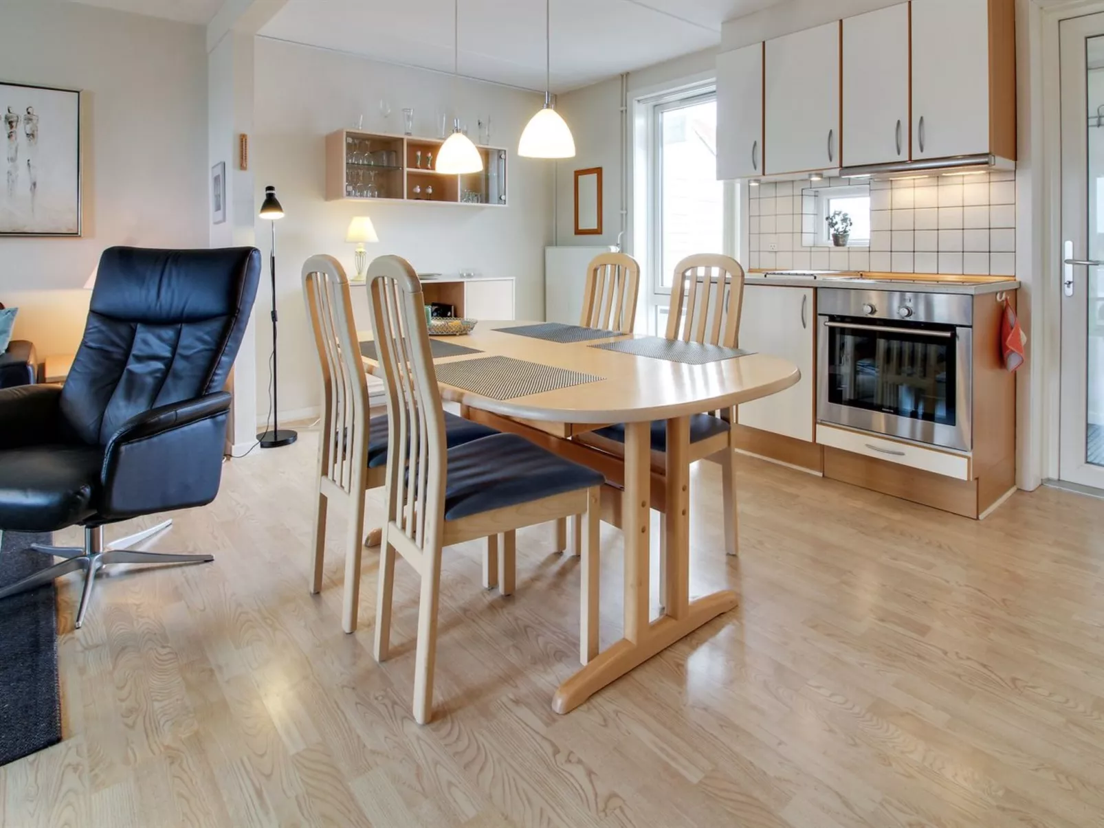 "Nayana" - 2.3km from the sea-Binnen