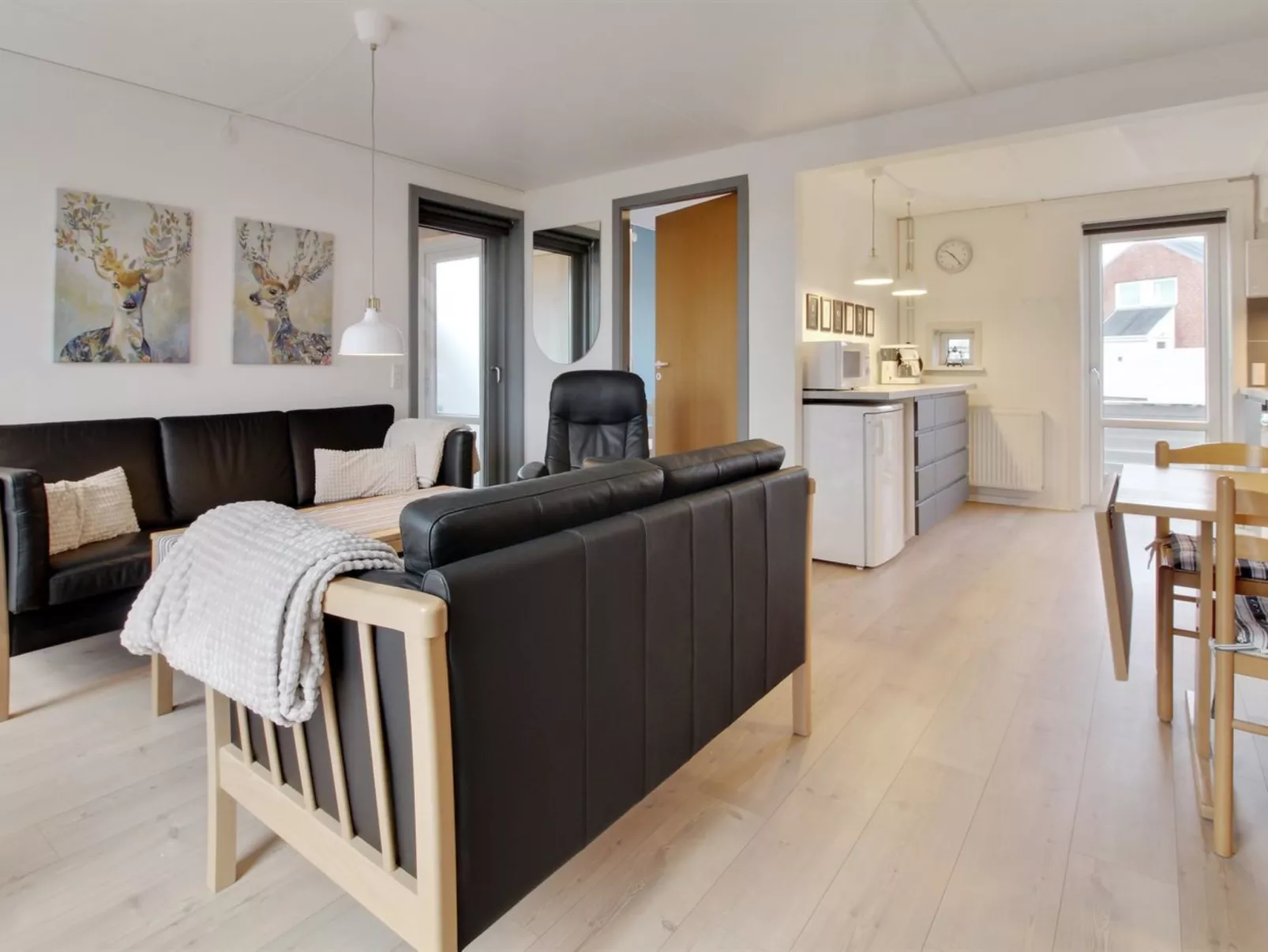 "Terje" - 2.3km from the sea-Binnen