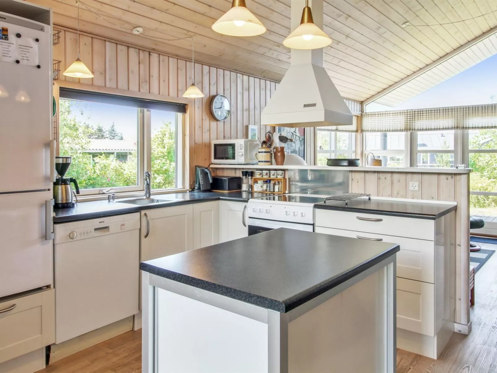 "Fides" - 600m from the sea-Binnen