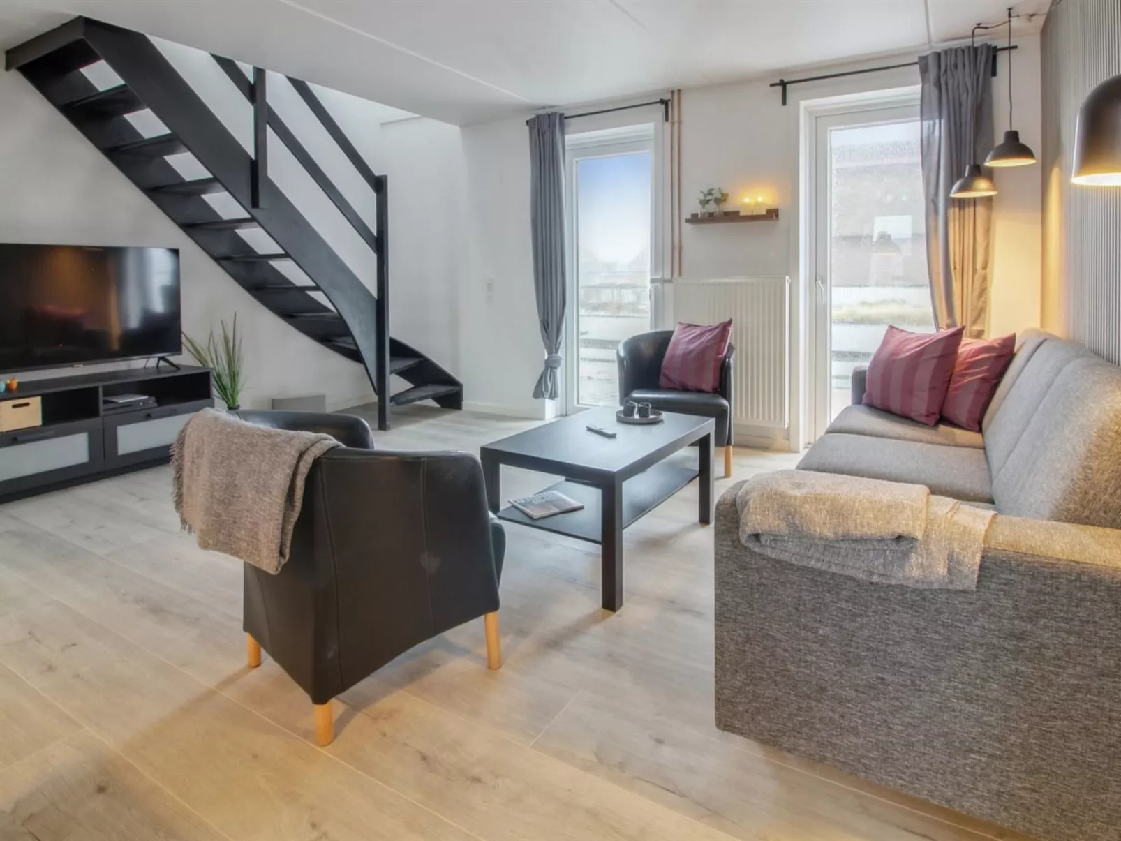 "Gaida" - 2.3km from the sea-Binnen