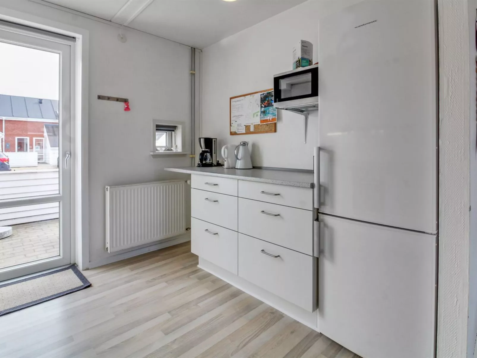 "Raine" - 2.3km from the sea-Binnen