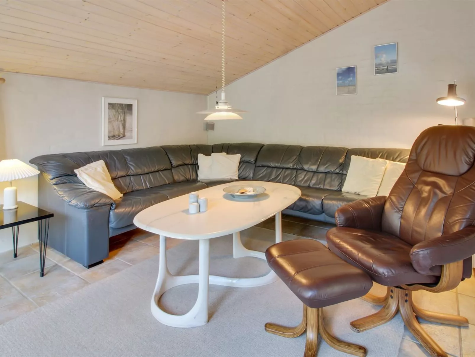 "Elsy" - 2.6km from the sea-Binnen