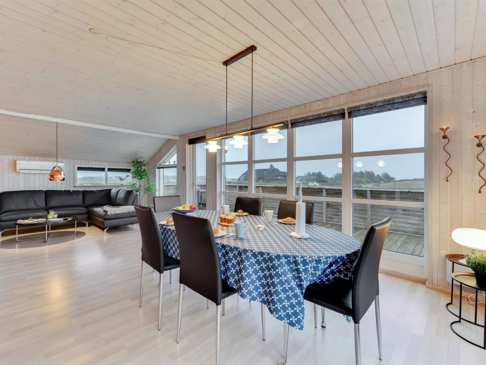 "Withger" - 300m from the sea-Binnen