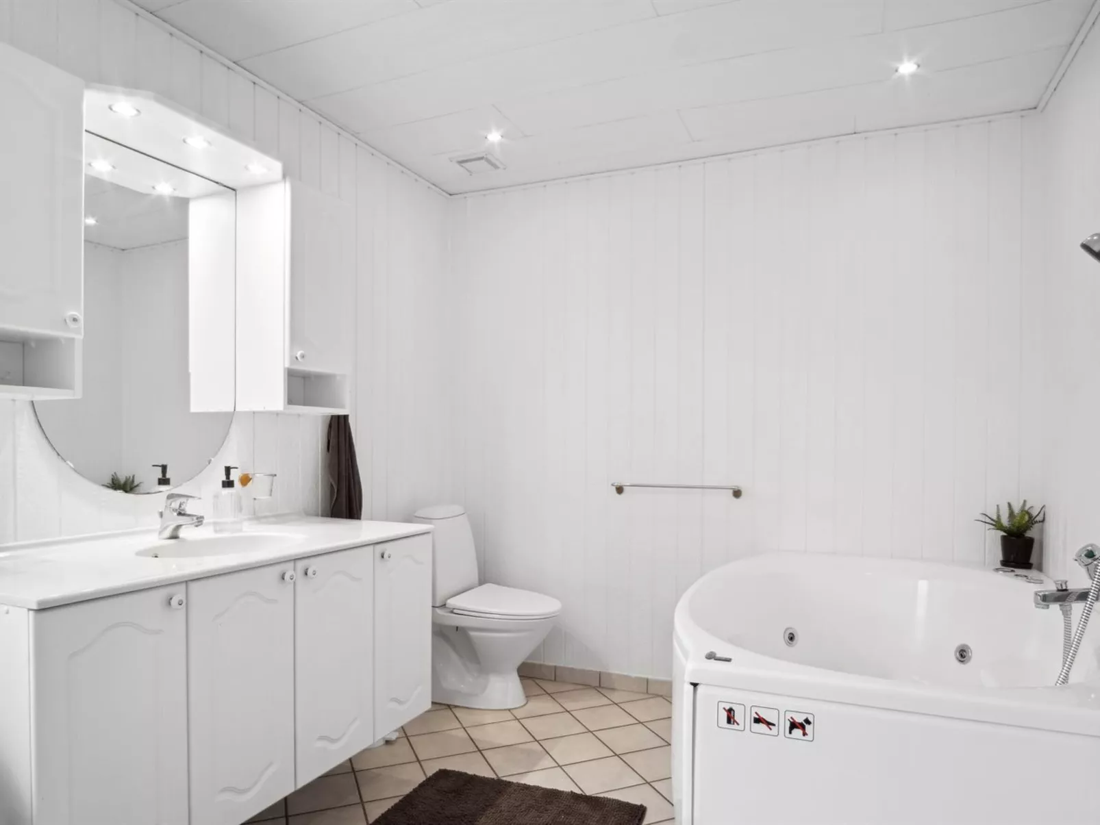 "Haralda" - 300m from the sea-Binnen