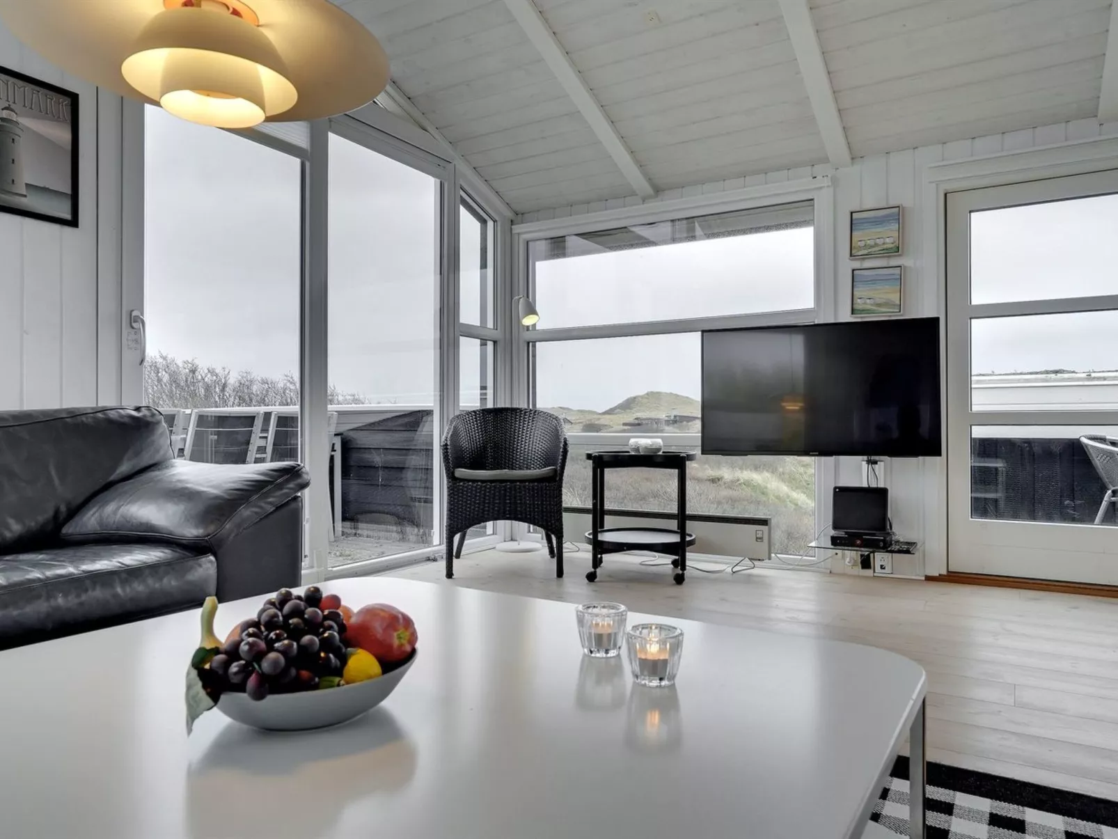 "Swerting" - 230m from the sea-Binnen