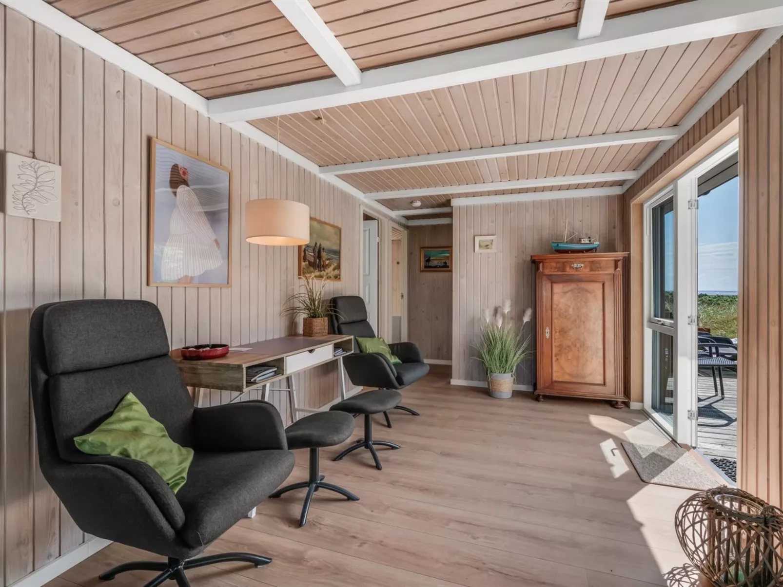 "Talia" -  from the sea-Binnen