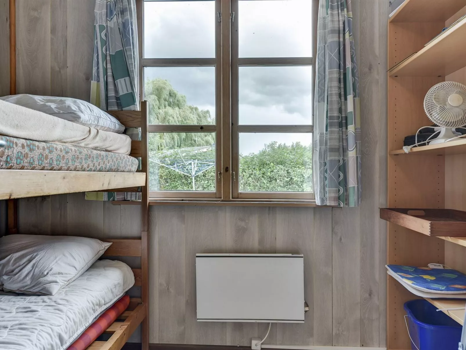 "Heralde" - 250m from the sea-Binnen