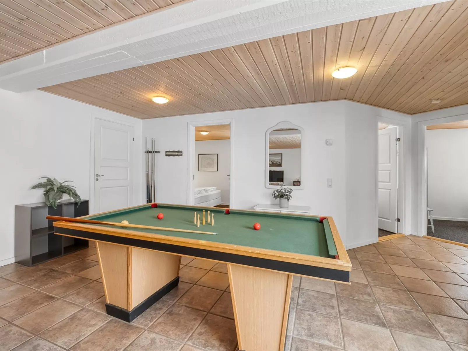 "Ginny" - 300m to the fjord-Binnen