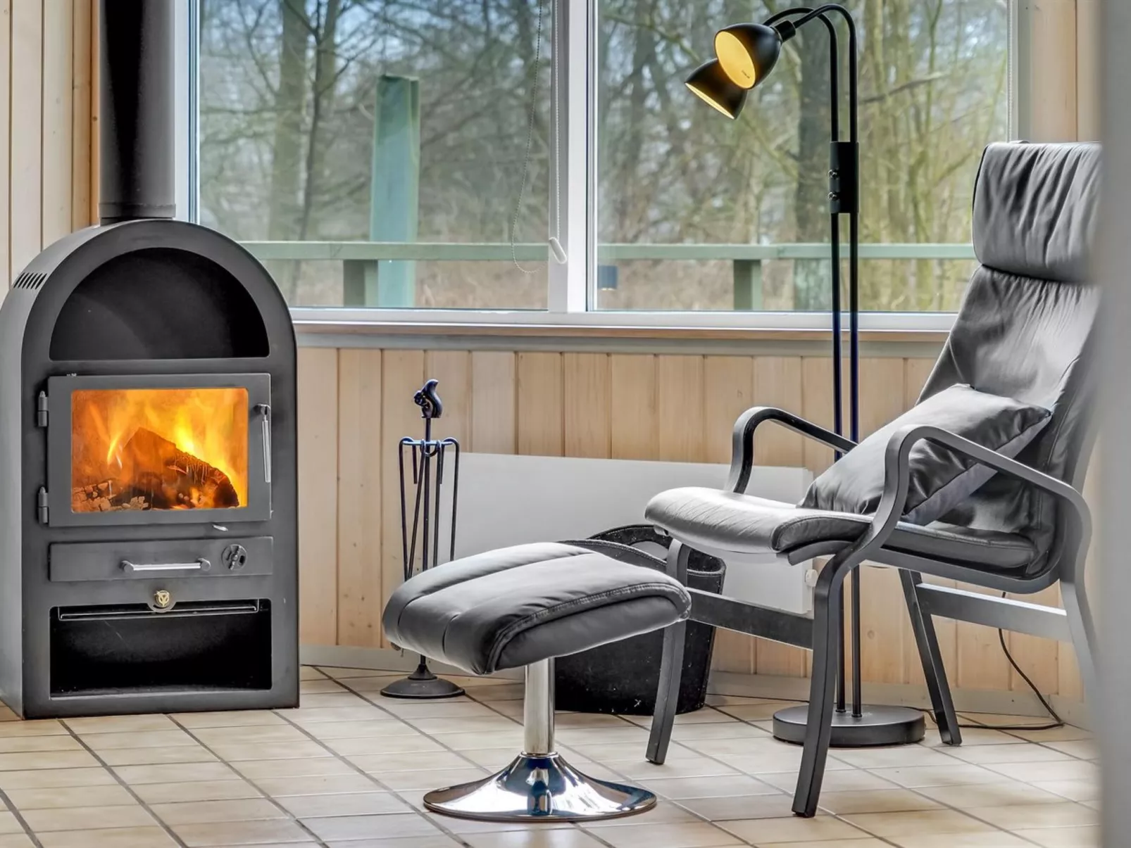 "Joonatan" - 30km from the sea-Binnen