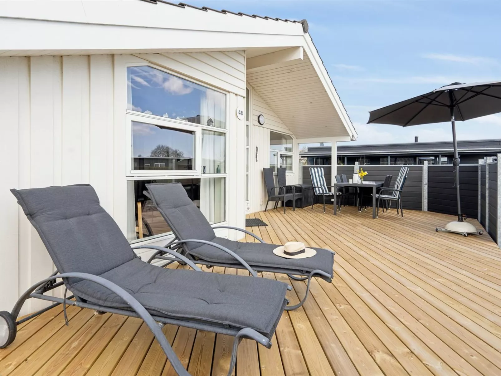 "Tjakko" - 700m from the sea-Buiten