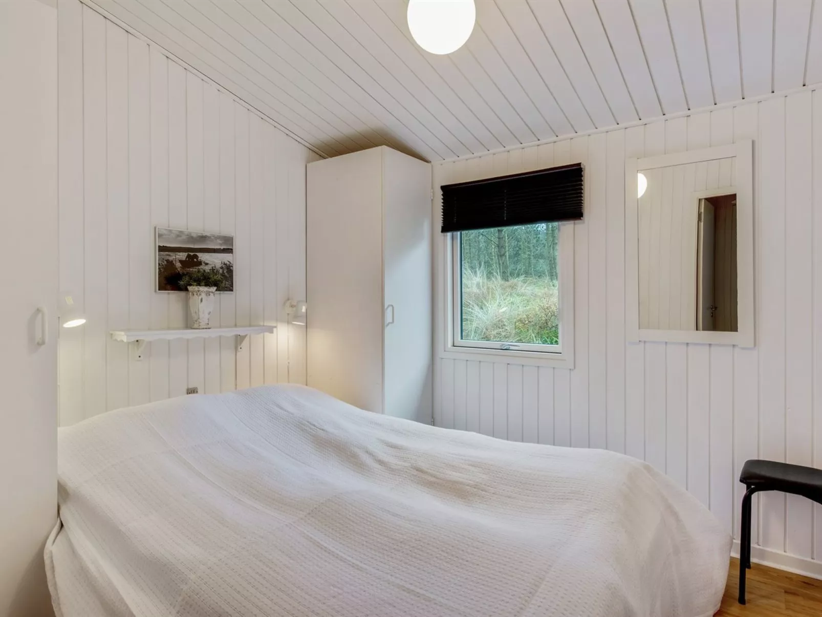 "Emeline" - 1.7km from the sea-Binnen