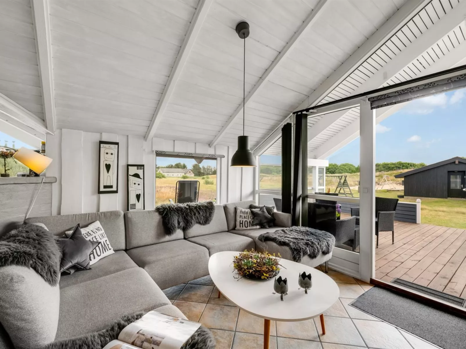 "Cyrill" - 250m to the fjord-Binnen