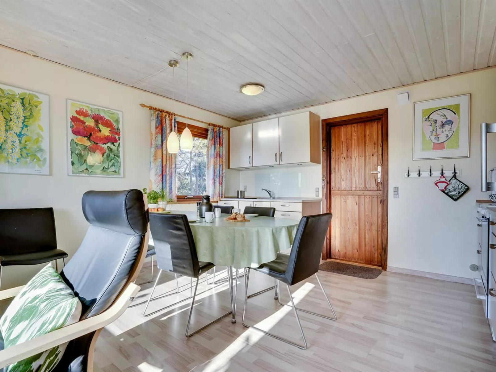 "Laiurenty" - 1km from the sea-Binnen