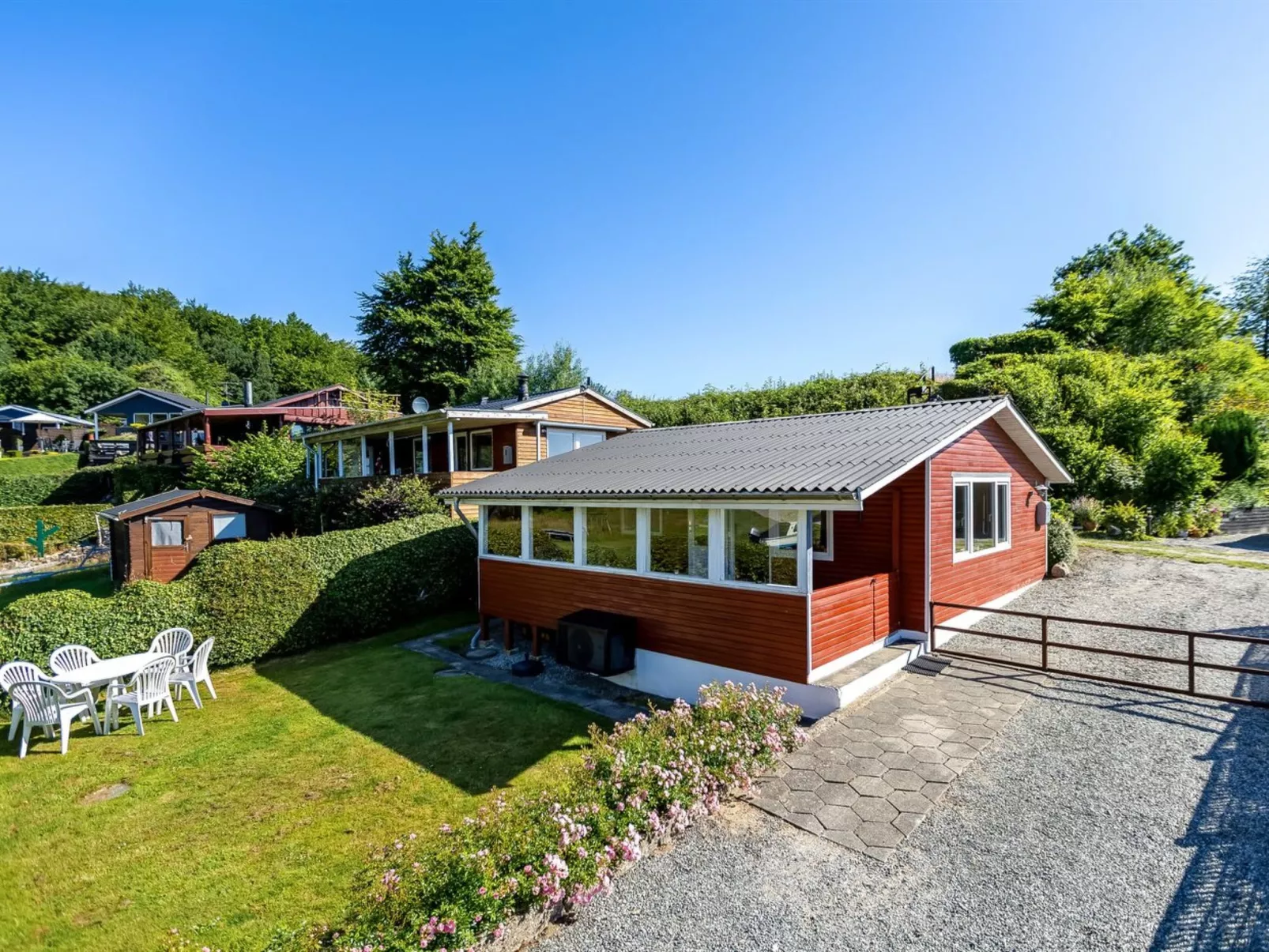 "Star" - 100m from the sea-Buiten