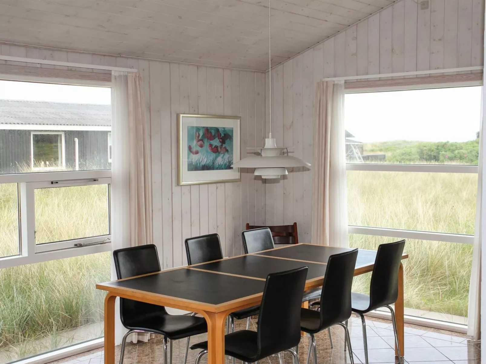 "Gilbert" - 96m from the sea-Binnen