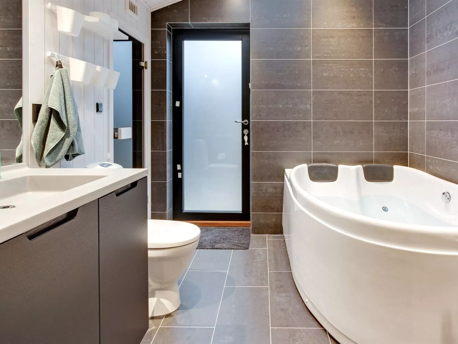 "Eliz" - 800m from the sea-Binnen