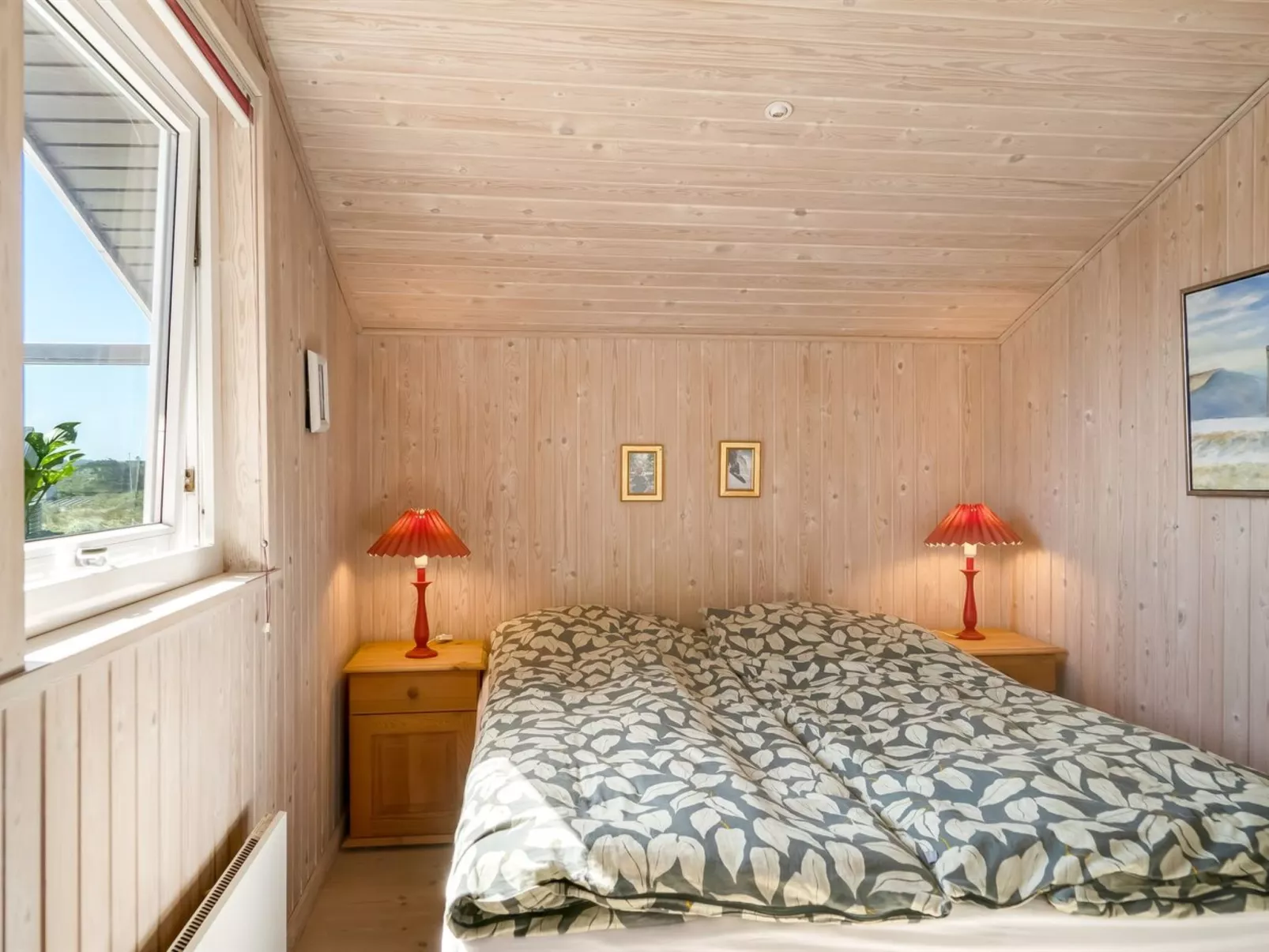 "Fatiha" - 100m from the sea-Binnen