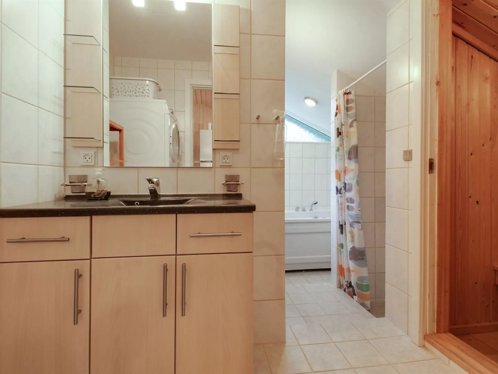 "Albertina" - 200m from the sea-Binnen