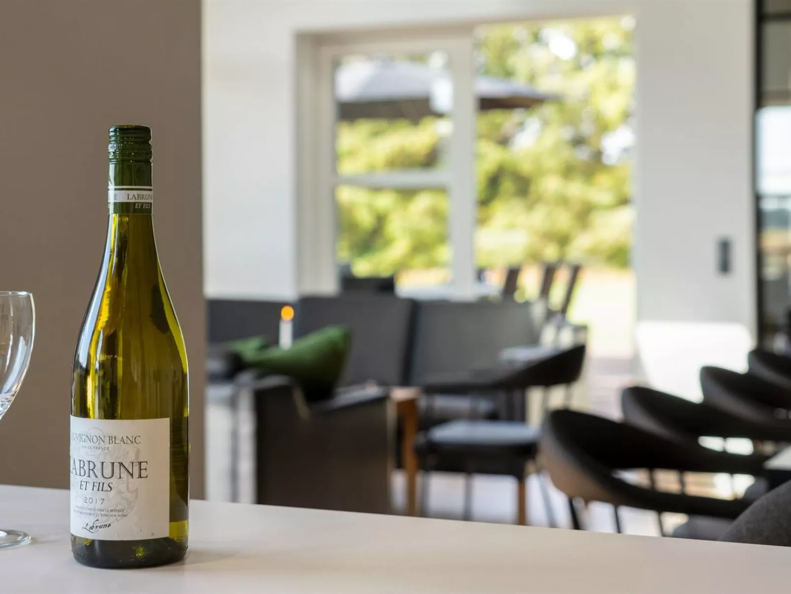 "Moreen" - 1.5km from the sea-Binnen