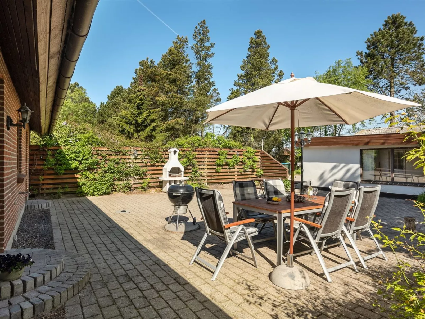 "Iiro" - 2.5km from the sea-Buiten