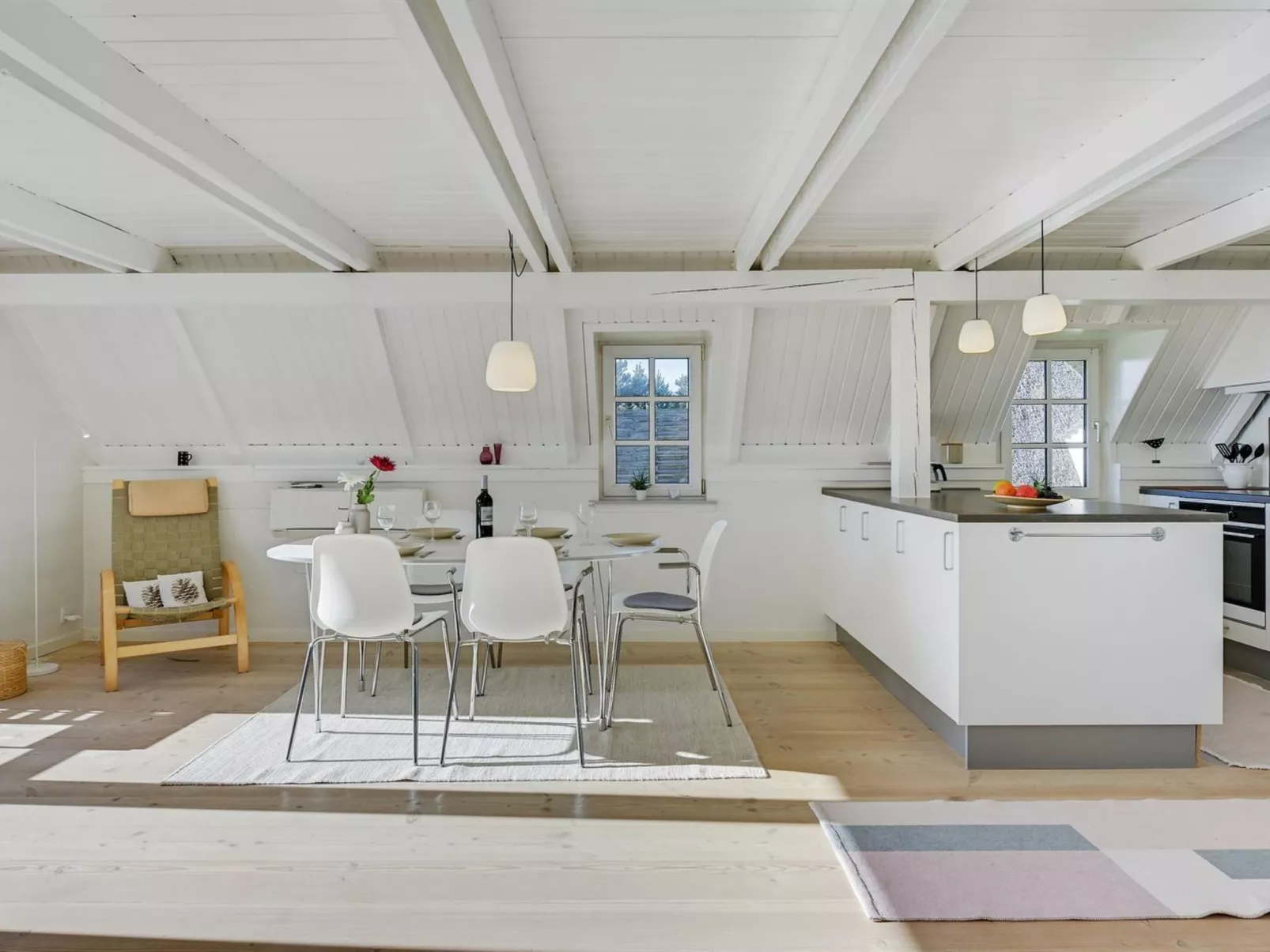 "Trana" - 2km from the sea-Binnen