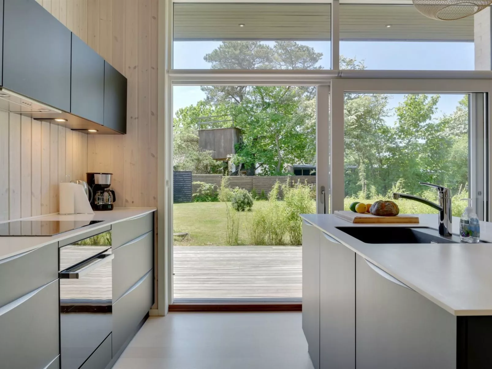 "Topenga" - 300m from the sea-Binnen