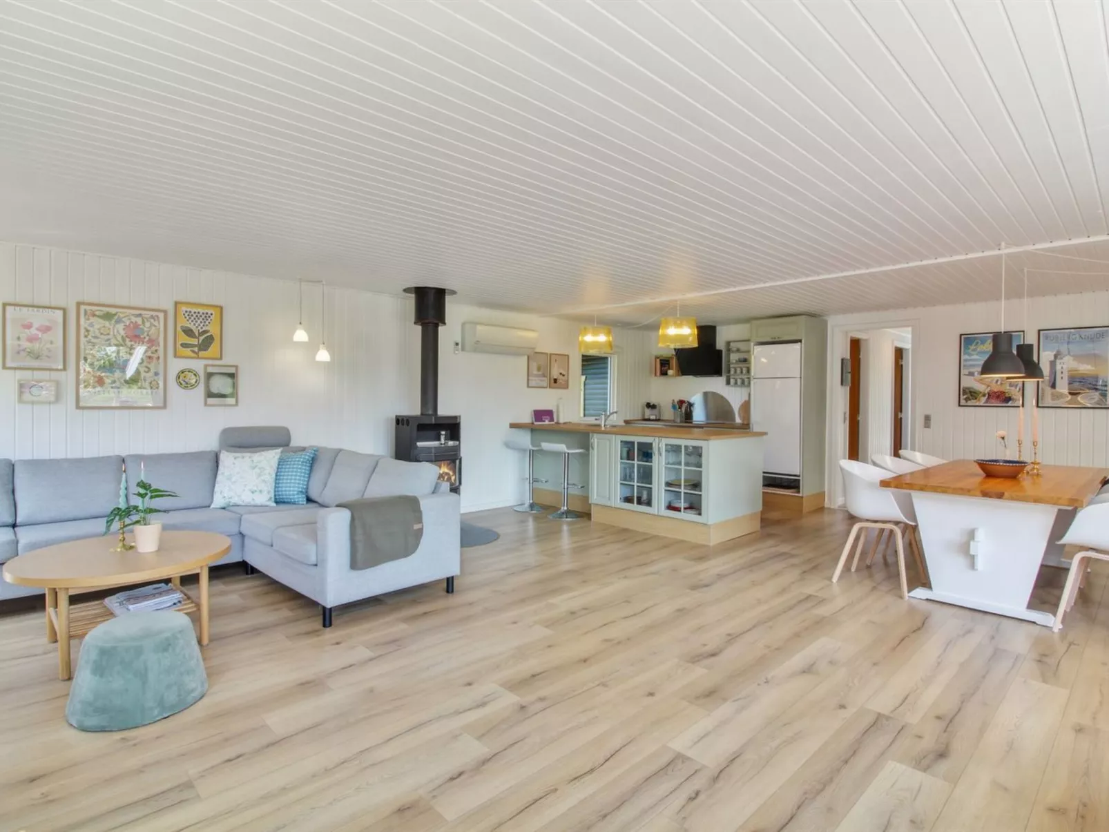 "Herma" - 300m from the sea-Binnen