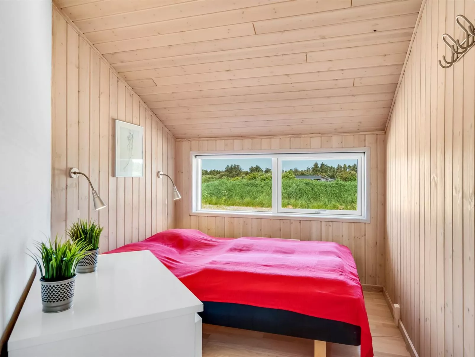 "Oskarvine" - 900m from the sea-Binnen