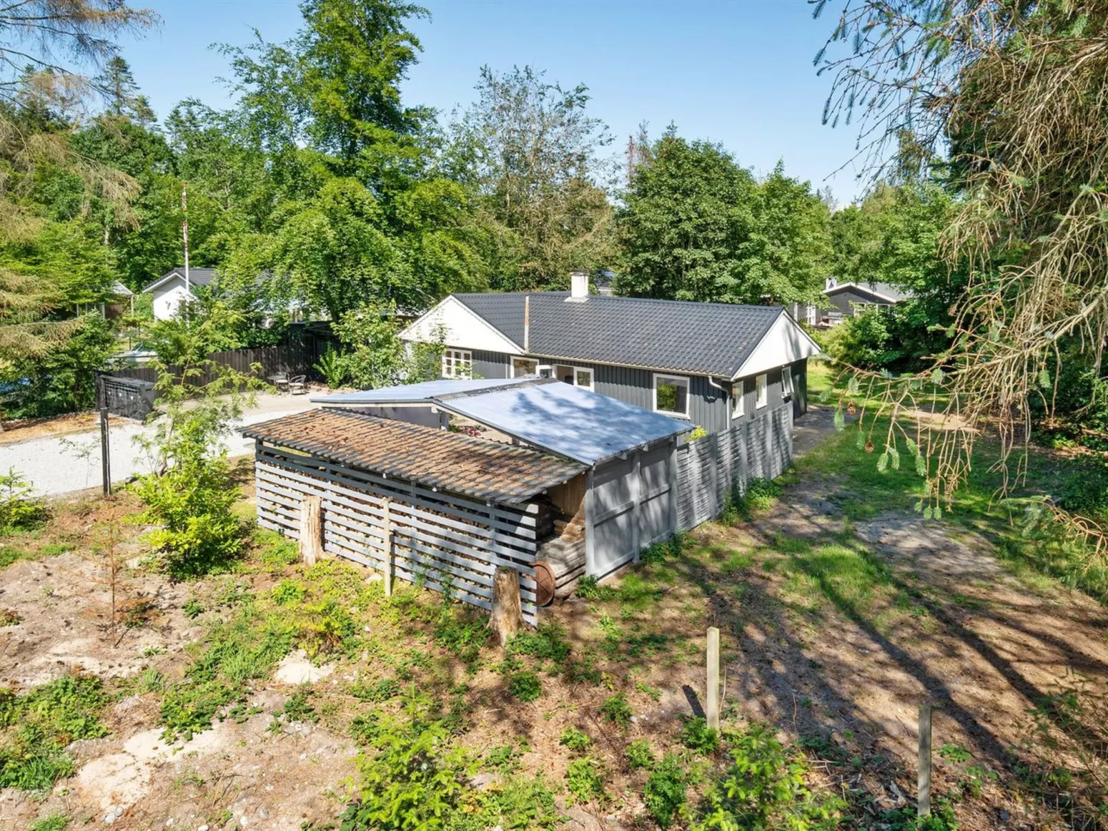 "Tannie" - 300m from the sea-Buiten