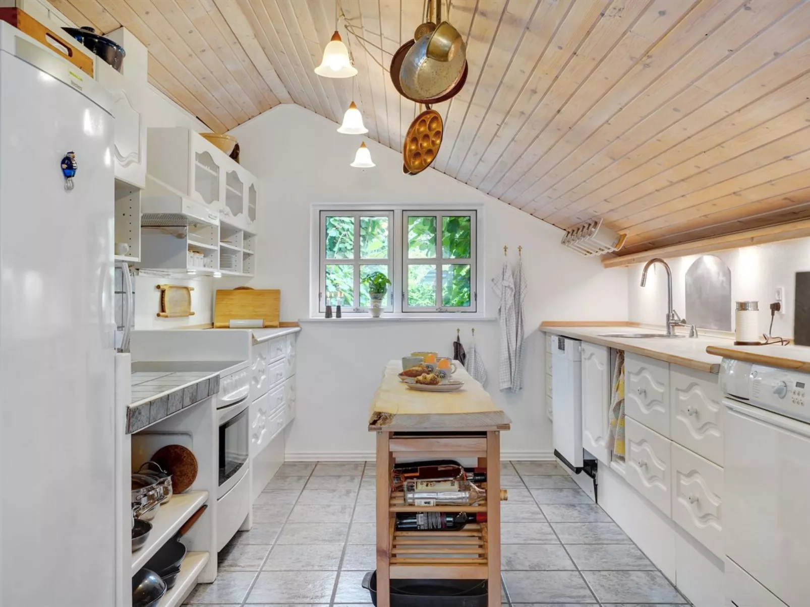 "Rakita" - 550m from the sea-Binnen