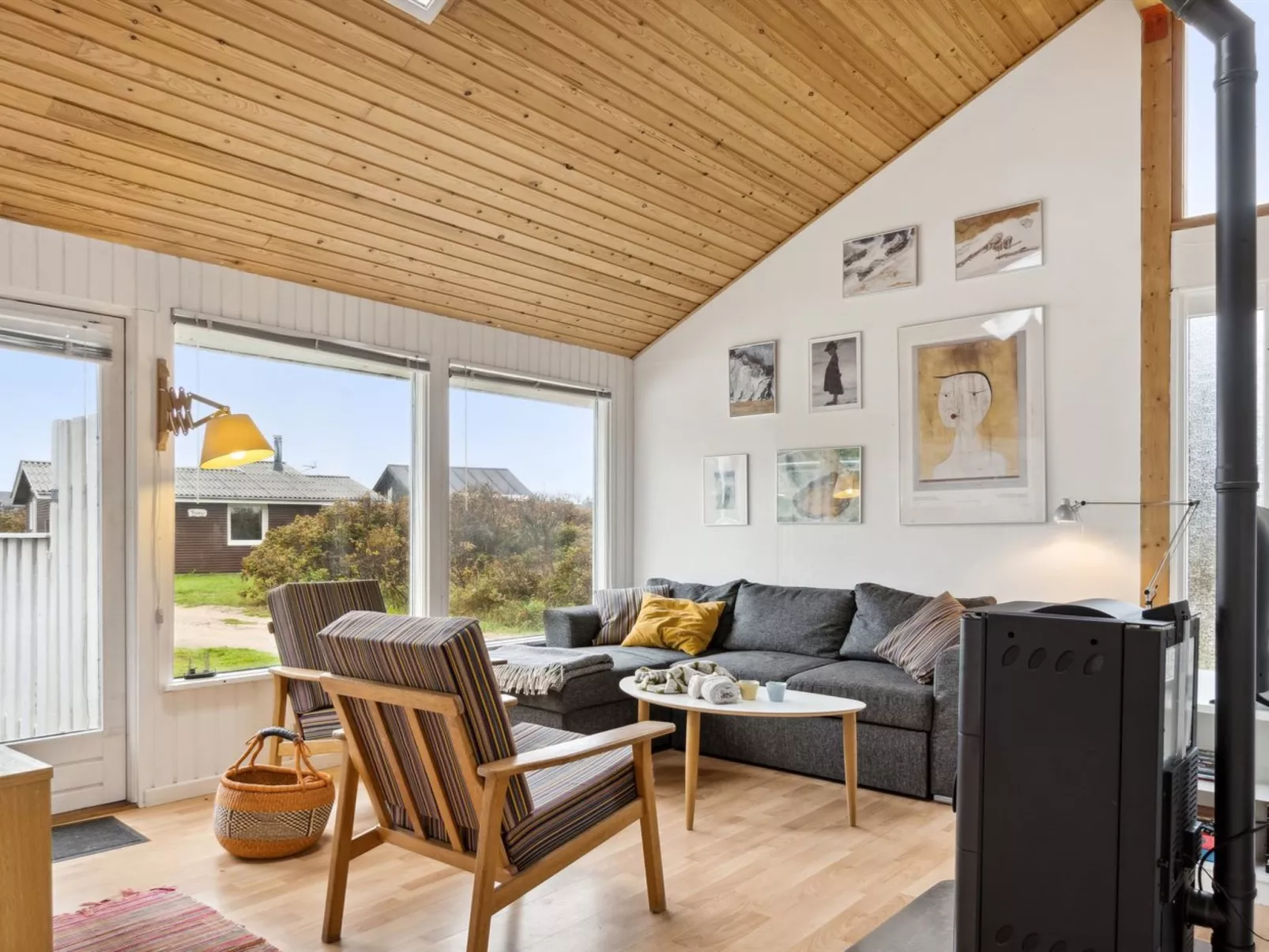 "Soila" - 150m from the sea-Binnen