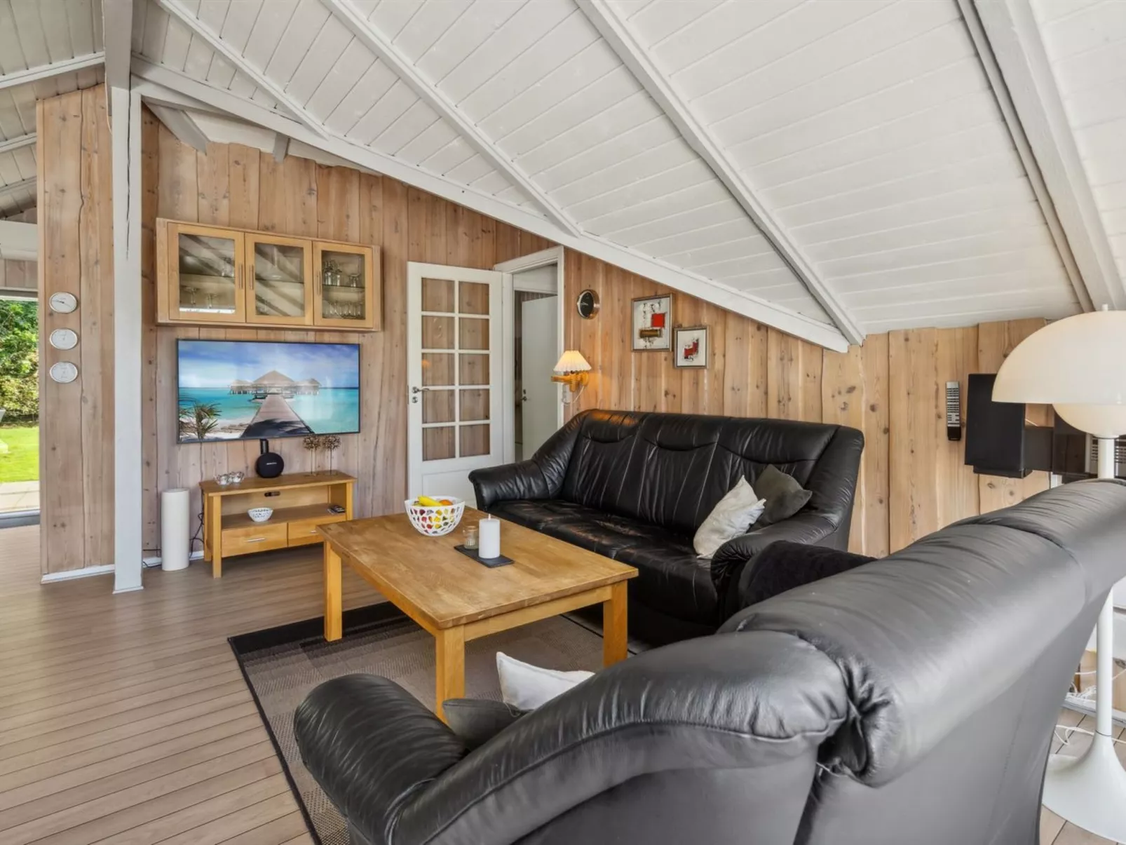 "Ines" - 25km from the sea-Binnen