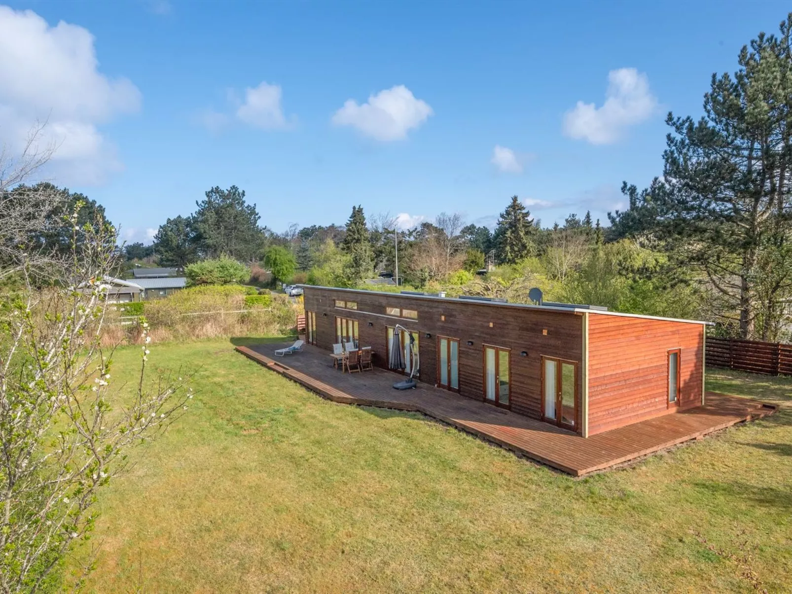 "Esta" -  from the sea-Buiten