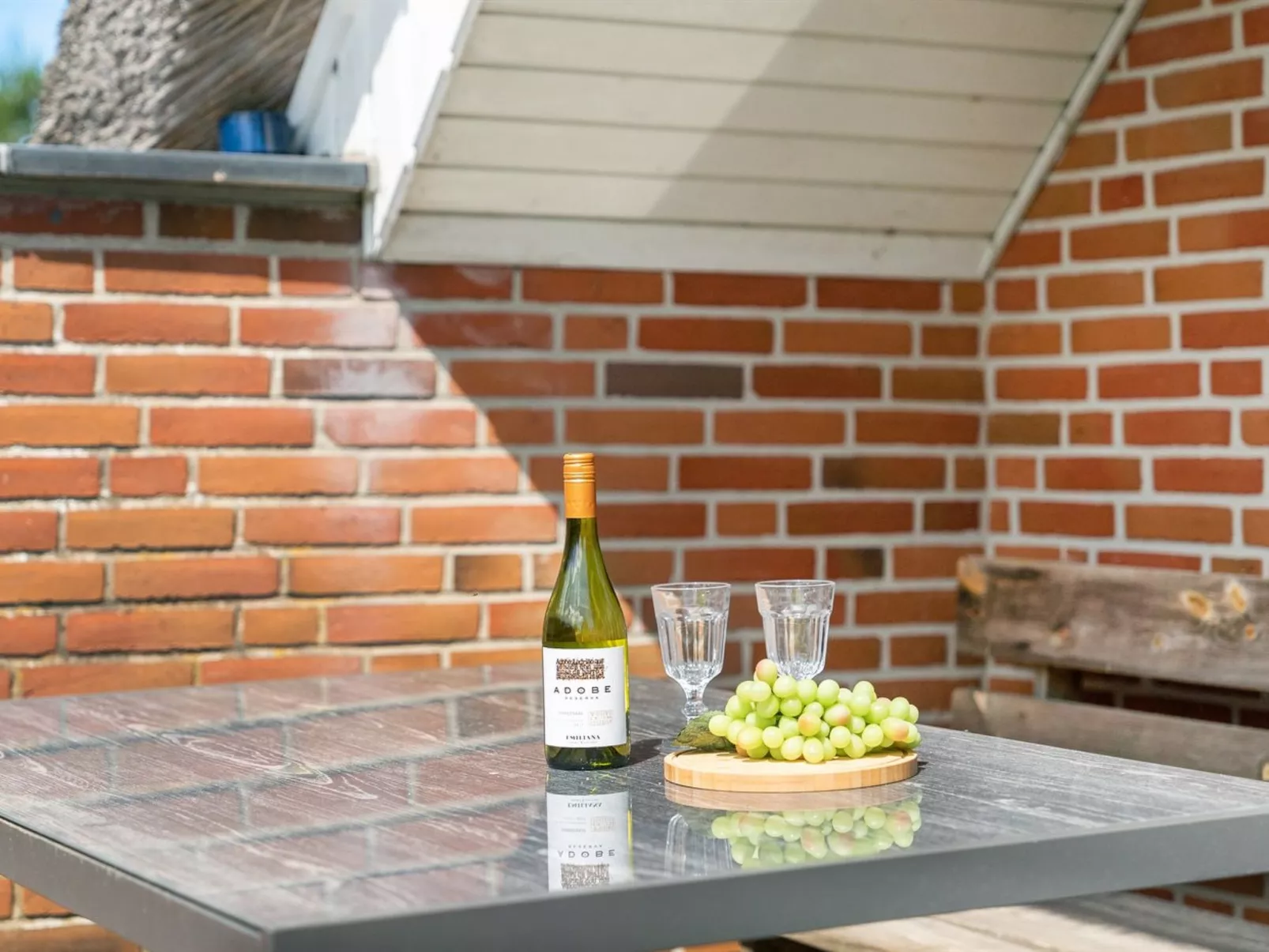 "Hakun" - 4km from the sea-Buiten