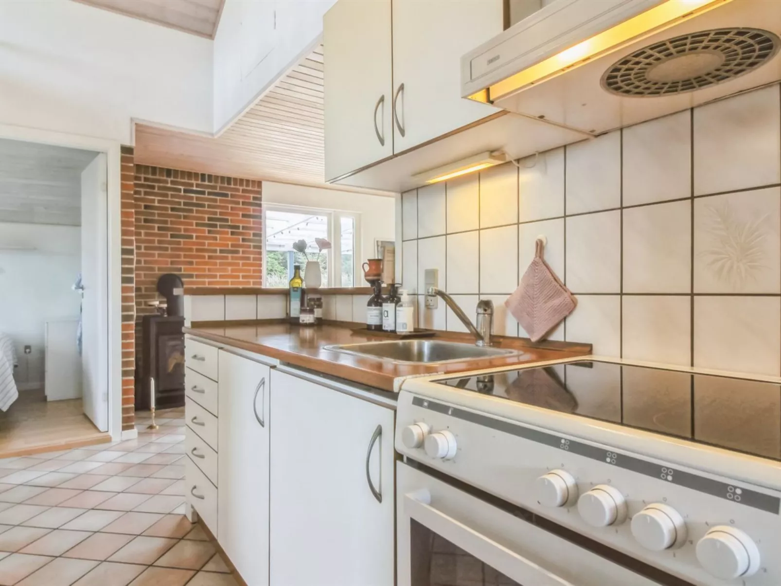 "Madsen" - 500m from the sea-Binnen