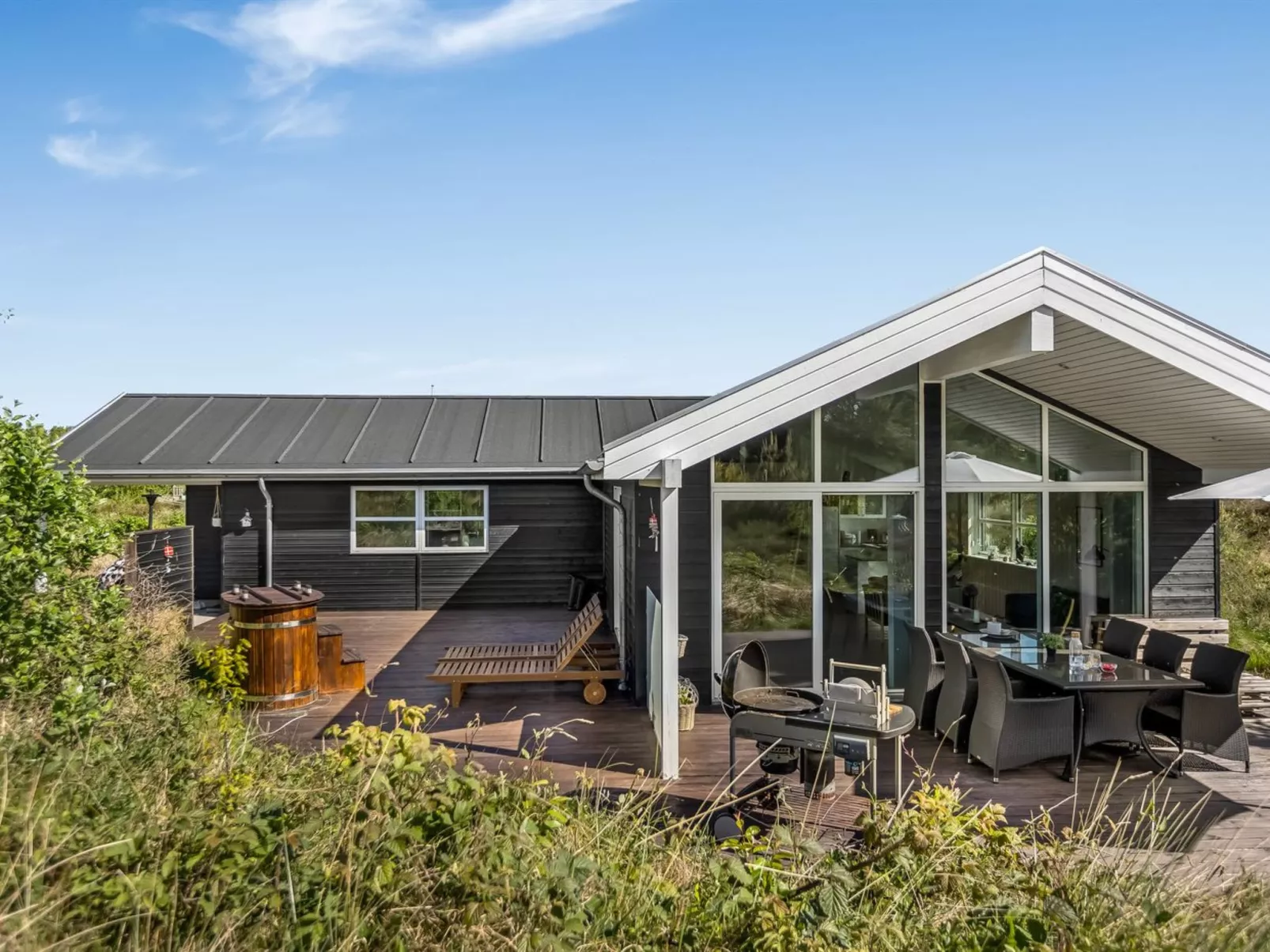 "Minke" - 2.2km from the sea-Buiten