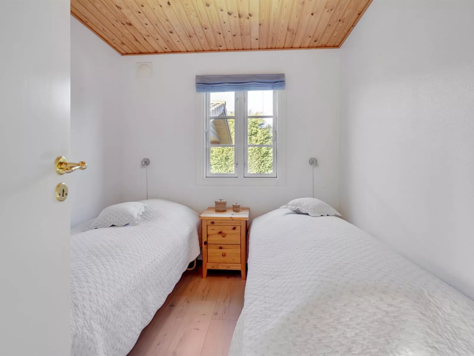 "Undis" - 660m from the sea-Binnen