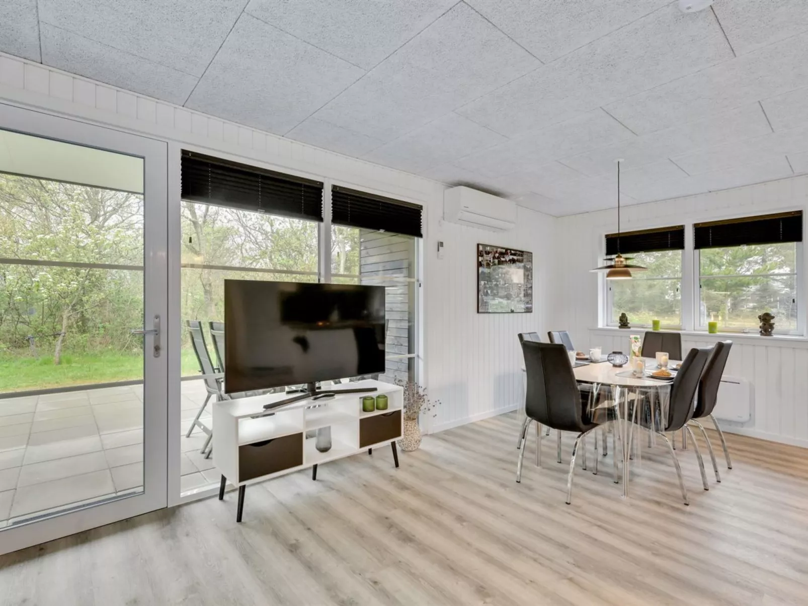 "Øn" -  from the sea-Binnen