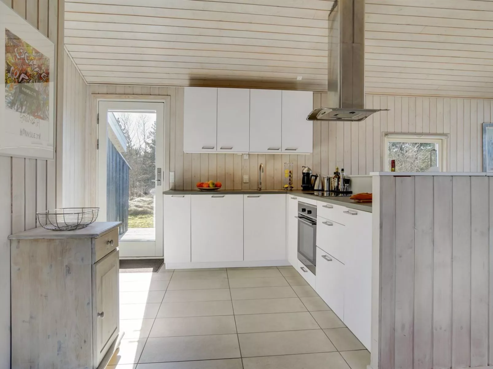 "Anahi" - 3km from the sea-Binnen