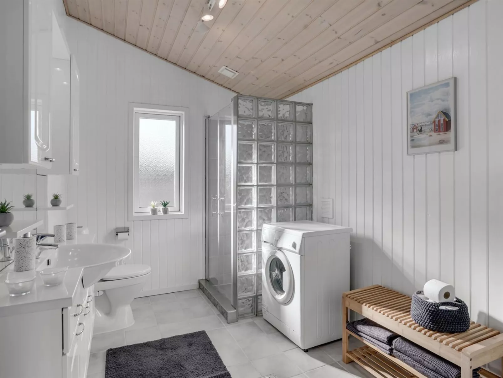 "Tiina" - 1km from the sea-Binnen