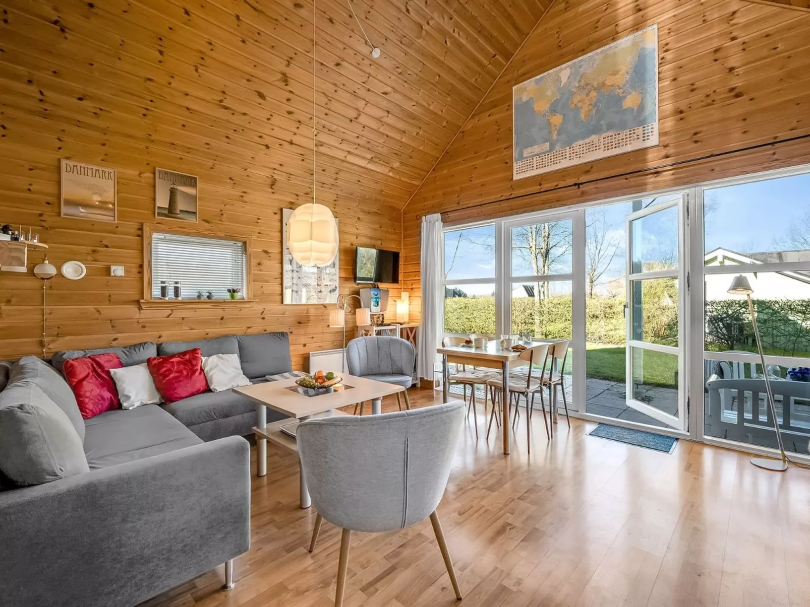 "Terese" - 45km from the sea-Binnen