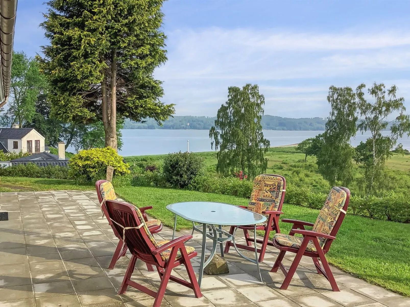 "Launo" - 150m to the fjord-Buiten