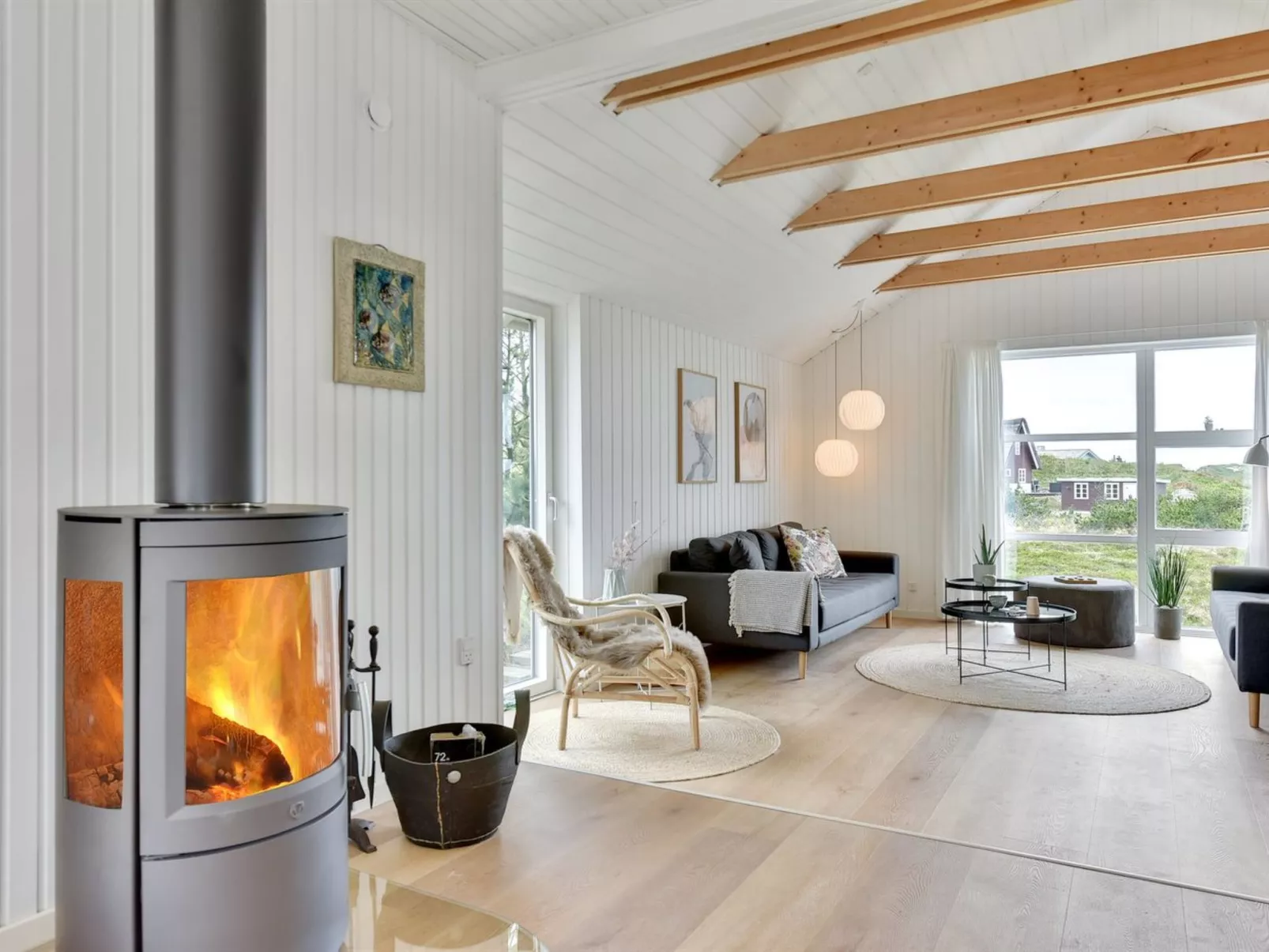 "Arvo" -  from the sea-Binnen