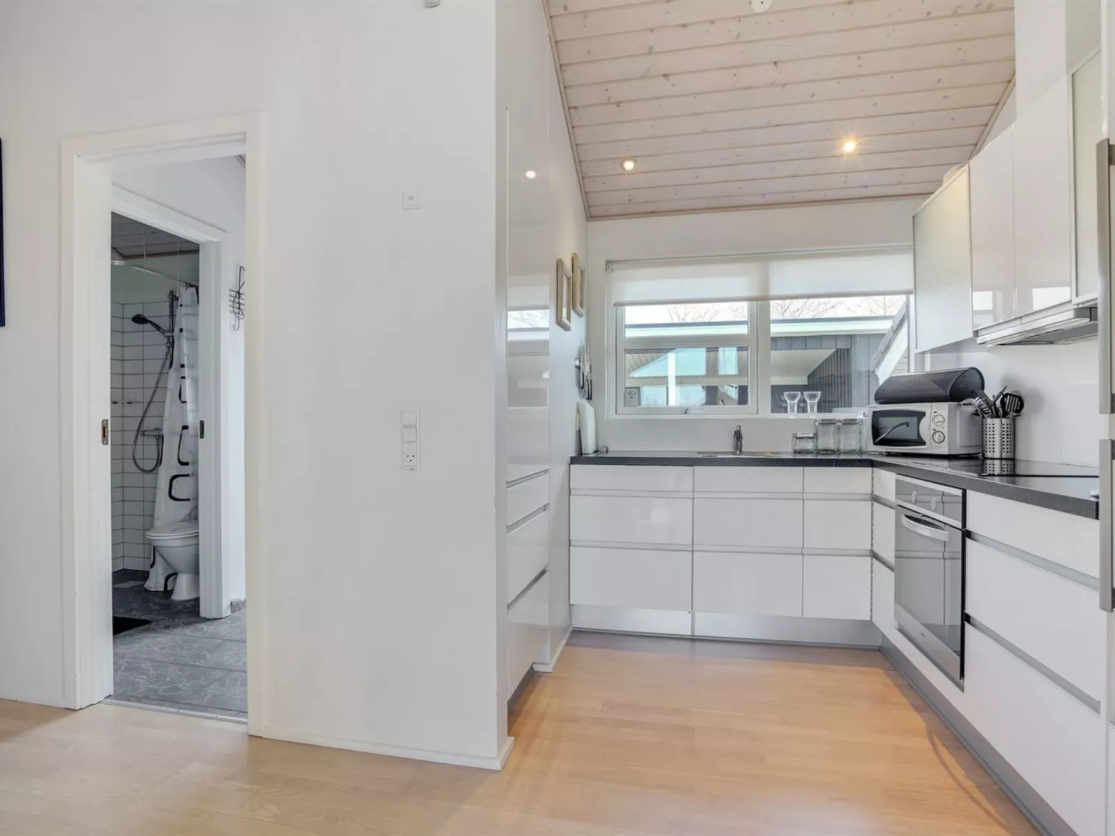 "Dorithea" - 3.5km from the sea-Binnen